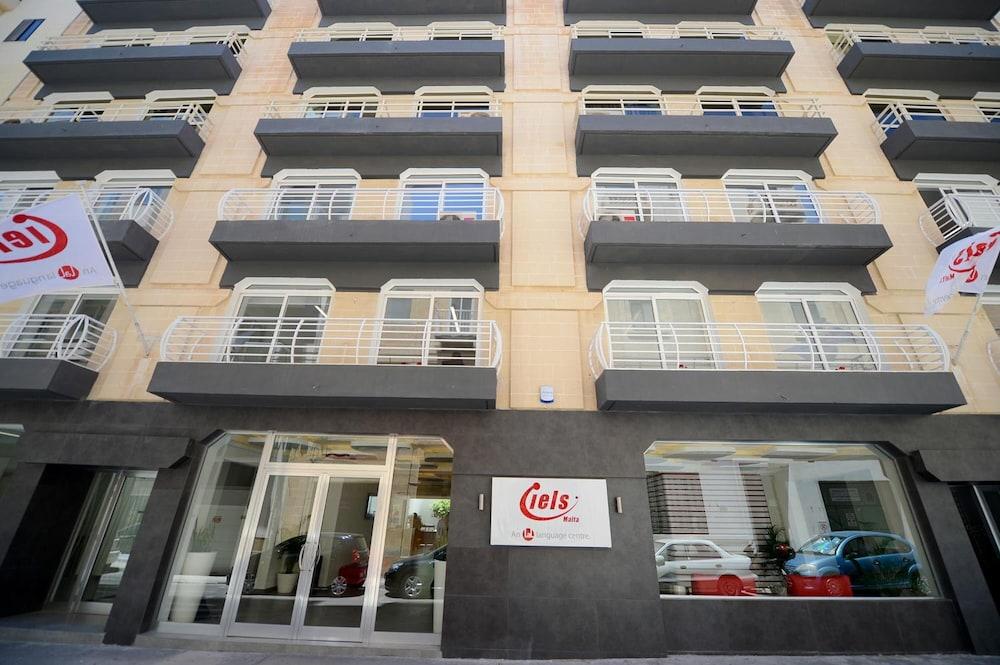 Day'S Inn Hotel And Residence Sliema Exteriör bild
